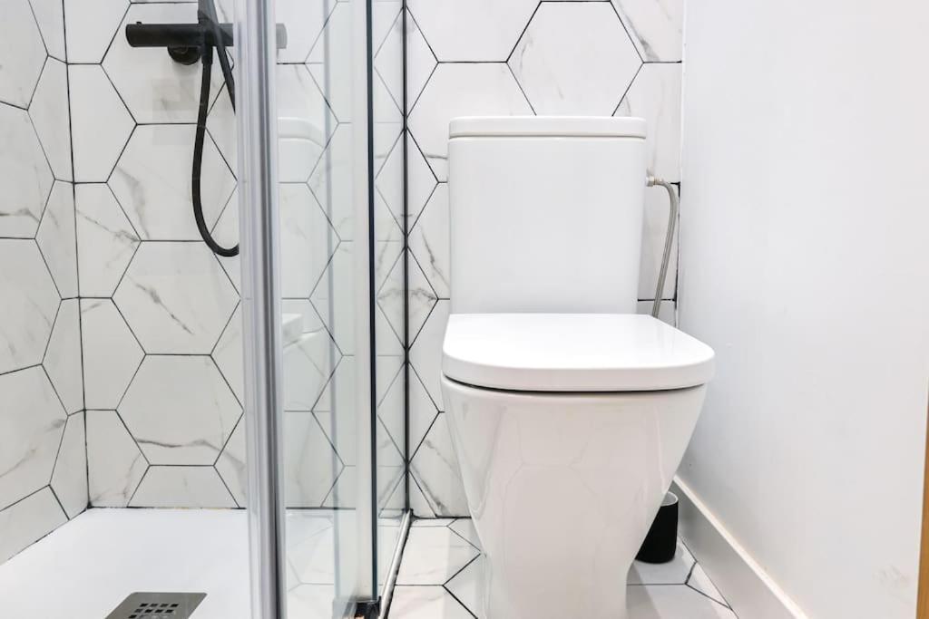 For You Rentals Apartamento Temporal Centrico De Dos Dormitorios Sil2 مدريد المظهر الخارجي الصورة
