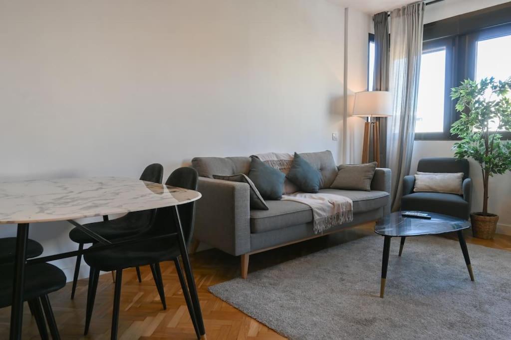 For You Rentals Apartamento Temporal Centrico De Dos Dormitorios Sil2 مدريد المظهر الخارجي الصورة