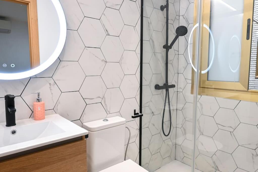 For You Rentals Apartamento Temporal Centrico De Dos Dormitorios Sil2 مدريد المظهر الخارجي الصورة